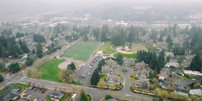 132nd Square Park is a 10-acre park in the Kingsgate neighborhood in northeast Kirkland. The park has state-of-the-art facilities, including updated multi-purpose turf fields, restrooms, and inclusive playgrounds.